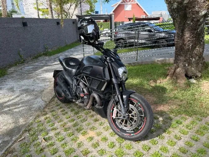 Ducati Diavel Dark 1198 16mil km Impecável