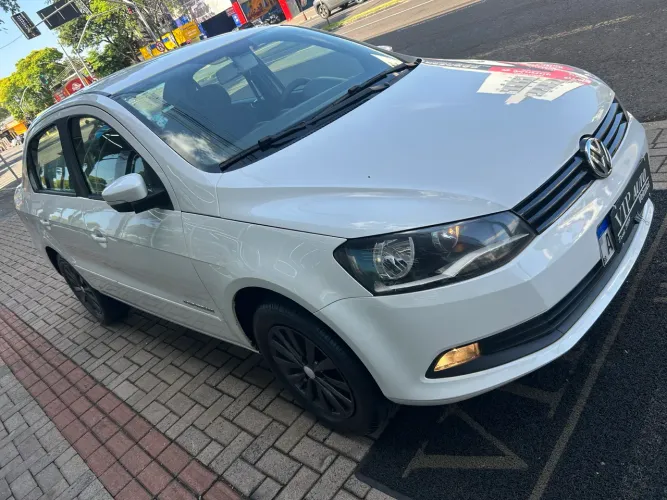 Volkswagen Voyage Comfortline 1.0 T.flex 8V 4P 2015