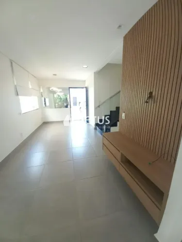 CASA EM CONDOMÍNIO para aluguel, 3 quartos, 1 suíte, 2 vagas, JARDIM INCONFIDENCIA - Uberl