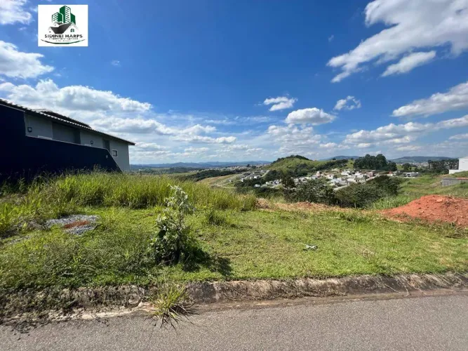 Dois excelentes terrenos à venda no Residencial Villa Verde.