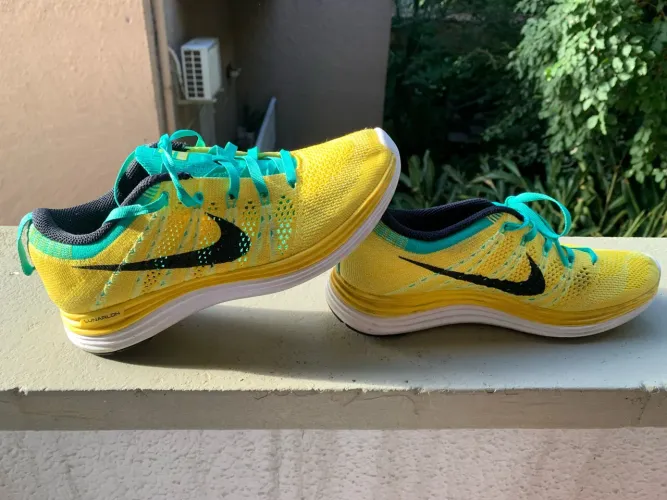 Vendo tênis Nike Flyknit One+ original