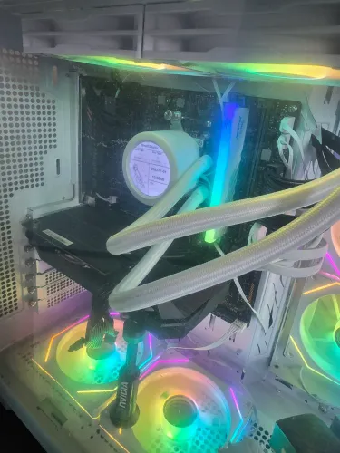 Kit AM5 - Placa Mãe, Processador e Memória.