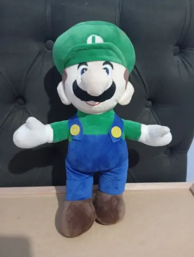 Pelúcia Luigi 