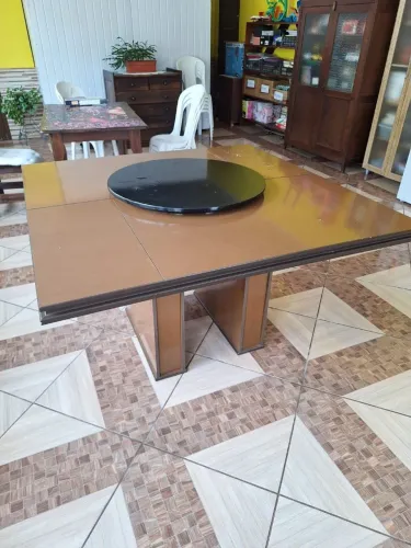Mesa quadrada