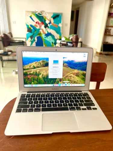 MacBook Air 2018, i7-5.1GHz, Sonoma, 4G, 2.3 Tera Memoria Ssd