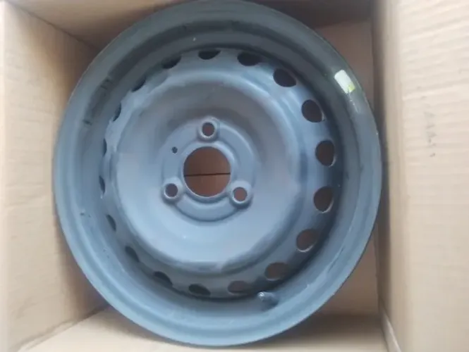 Roda Aro 13 (Kit com 4) - Original RENAULT Kwid 2025 (3 furos)