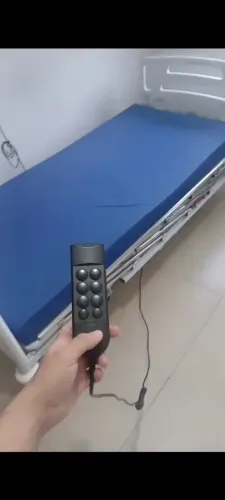 Cama Hospitalar Elétrica c/ Controle Remoto