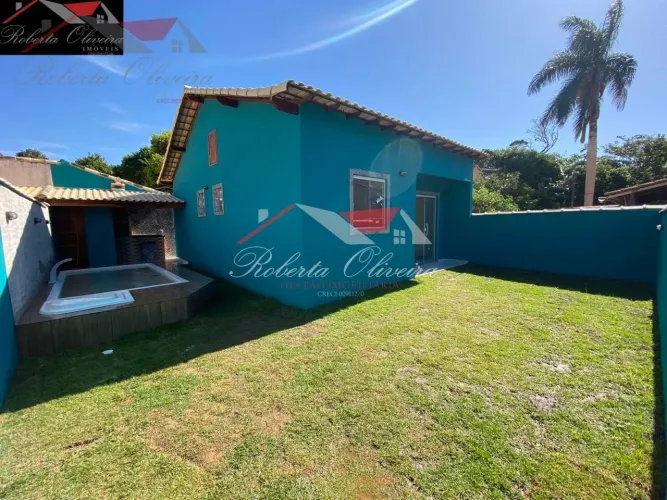 VENDO EXCELENTE CASA COM PISCINA NO CONDOMÍNIO FLORESTINHA - CABO FRIO!