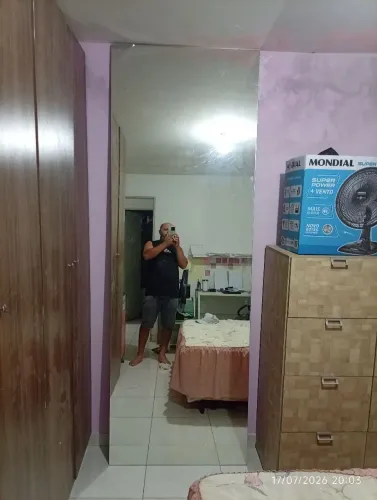 Espelho colado em painel de mdf