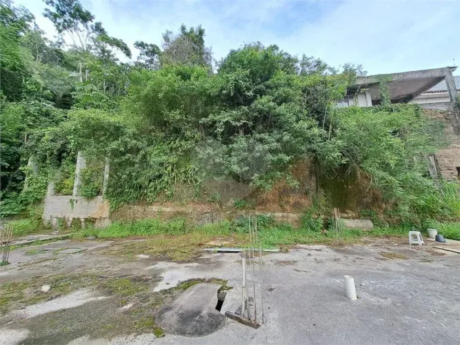 Terreno à venda, 759 m² por R$ 850.000,00 - Santa Rosa - Niterói/RJ