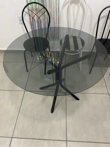 Mesa redonda de vidro 