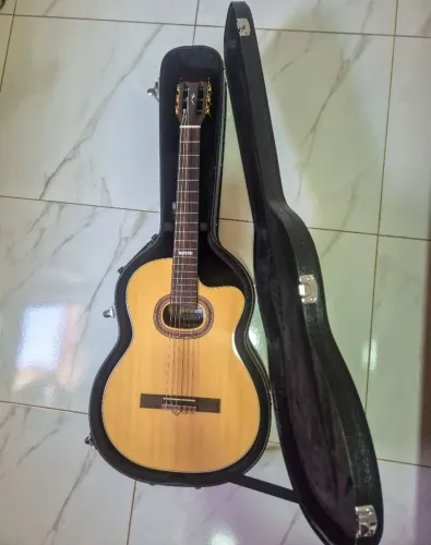 Kit Violão Strinberg com case sem uso (não aceito trocas)