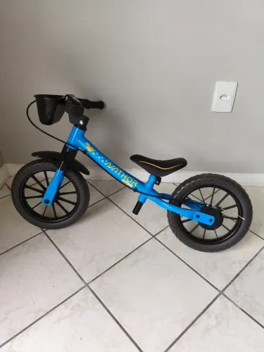 Bicicleta de equilíbrio