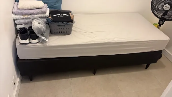 Cama de solteiro Nova