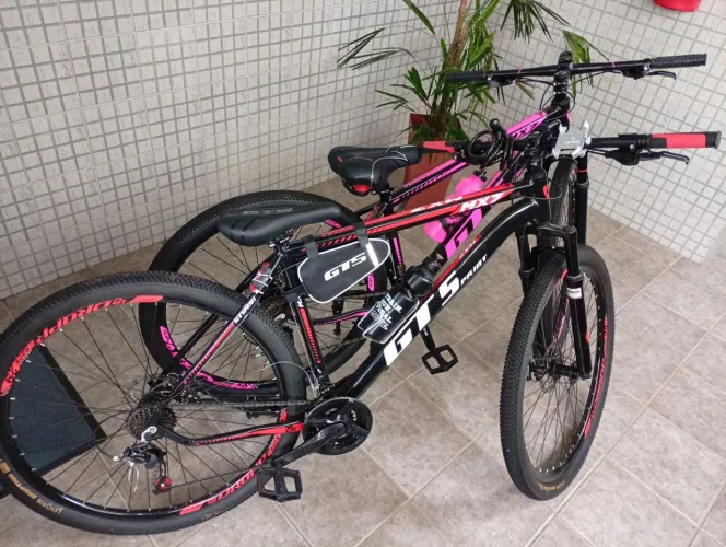 Duas bikes + dois transbike alumínio, novos  