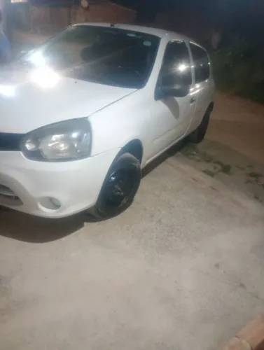 Renault Clio Authentique 1.0/1.0 Hi-power 16V 3P 2013