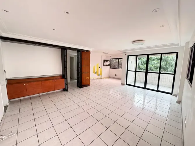 Edifício Solar da Praça Fleming Apartamento 4quartos 2uites 120m Nascente 3 vagas de garag