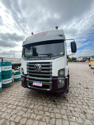 Caminhão plataforma VW 24-280 6x2 ano 2013. Plataforma ano 2023 hmd 10,5 metros.