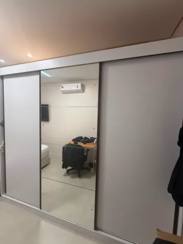 Guarda Roupa