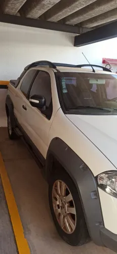 Fiat Strada Adventure1.8/ 1.8 Locker Flex CD 2016
