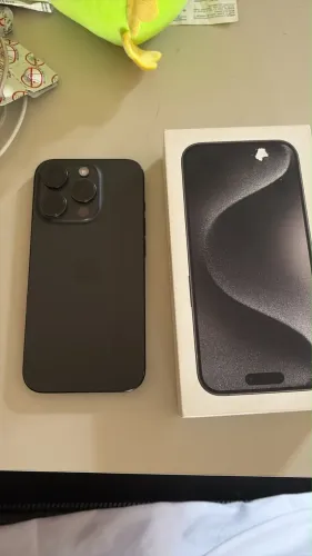iPhone 15 pro 256 gb