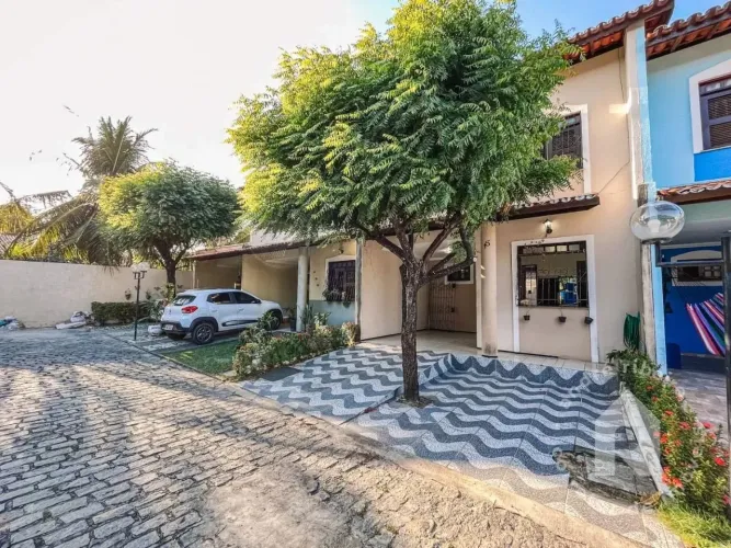 Casa com 3 dormitórios para alugar, 94 m² por R$ 2.360,00/mês - Maraponga - Fortaleza/CE