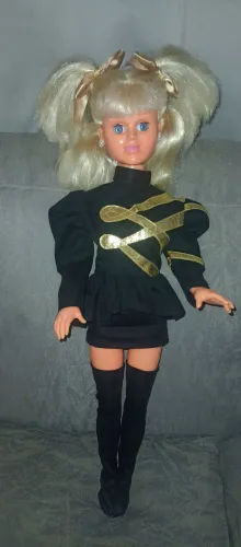 Boneca Xuxa Mimo antiga média, usada bom estado