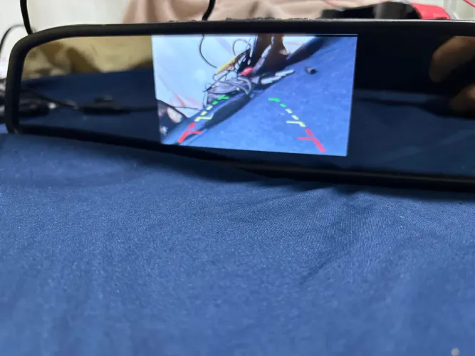 Retrovisor com tela câmera de ré.