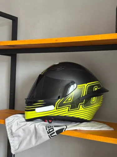 Capacete AGV k1s - Tamanho 59/60 (aceito cartão)