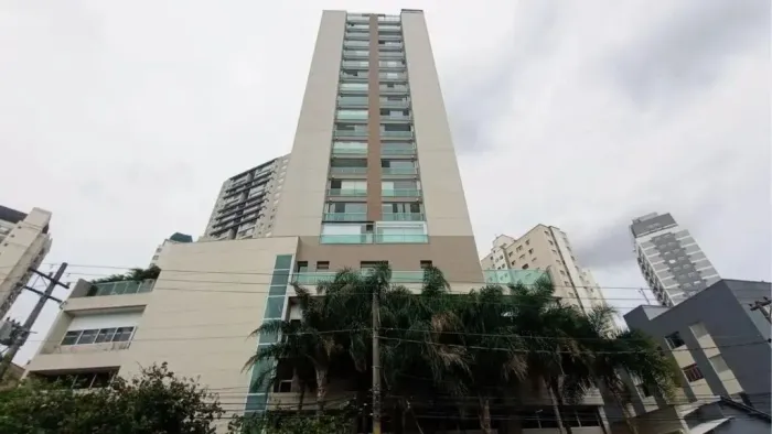 Apartamento a venda com suíte e churrasqueira na varanda no Centro de Osasco