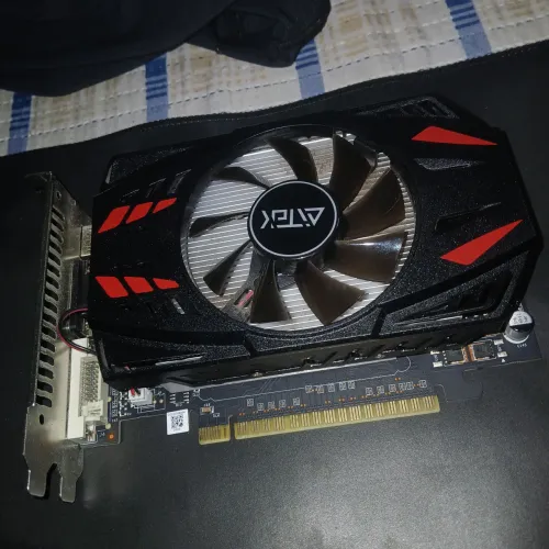 Placa de vídeo GTX 550 TI 2G DDR4