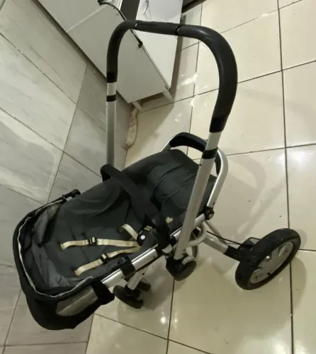 CARRINHO PARA BEBÊ ATE 1 ANO !