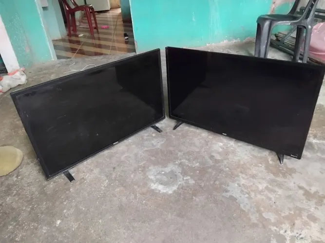 TVs de 32 polegadas pra retirada de peças