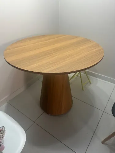 Mesa de jantar redonda