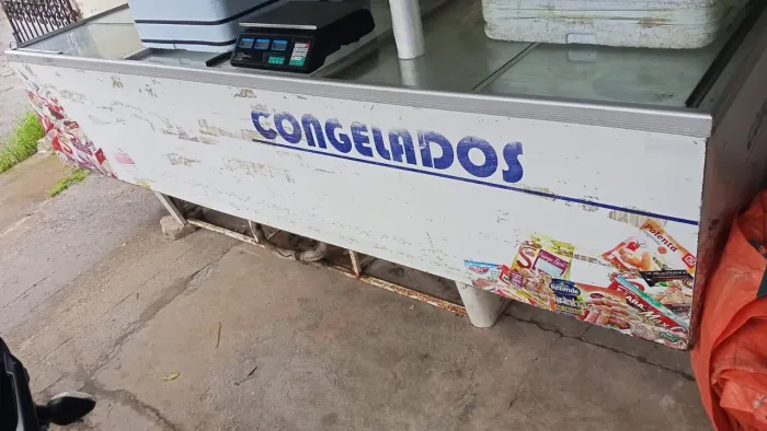 Vendo essa ilha de frios por 1.200 leia a descrição 
