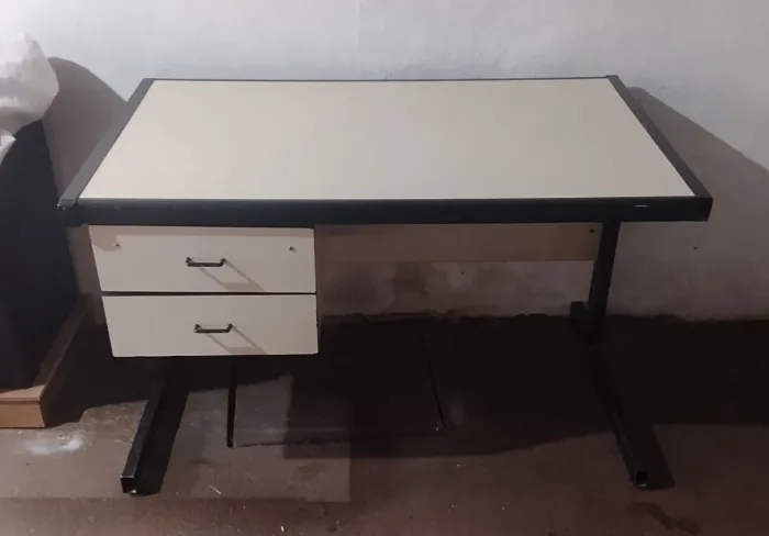 Mesa de escritório 