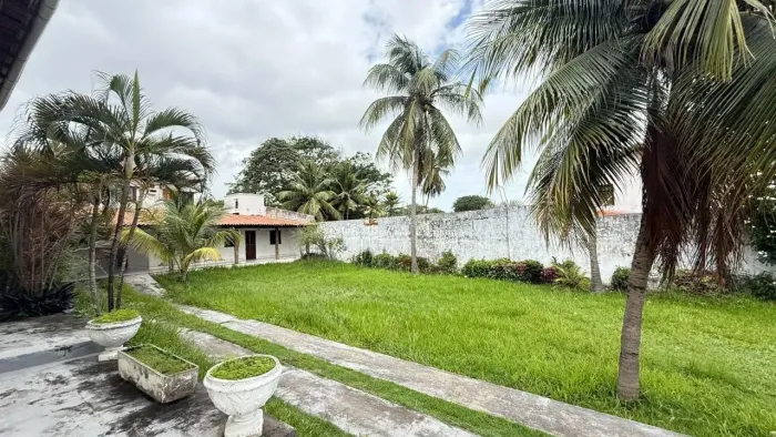 Casa com 3 suites Amplo Terreno no Jardim Libanês  Natureza, Espaço e Localização Privileg