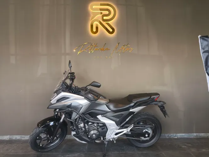 Honda NC 750 2025
