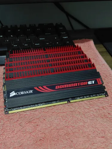 Memória ram ddr3 Corsair Dominator GT