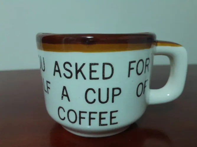 Caneca diferente