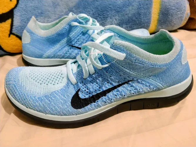 Nike Free Run Flyknit