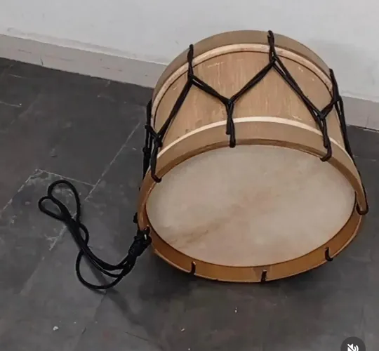 Tambor de maracatu / alfaia / bombo