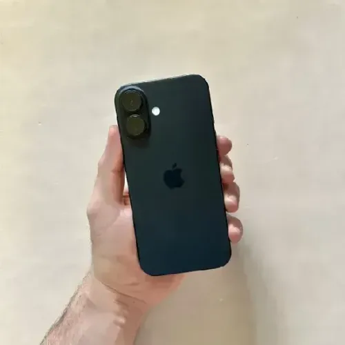iPhone 16 128GB Preto - Seminovo - 86% Bateria - Retirada em Loja Física em BH