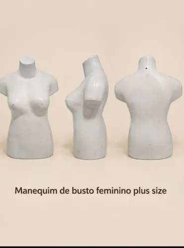 Manequim de busto usado feminino plus size