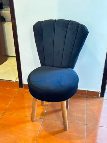 Cadeira de Concha Estofada