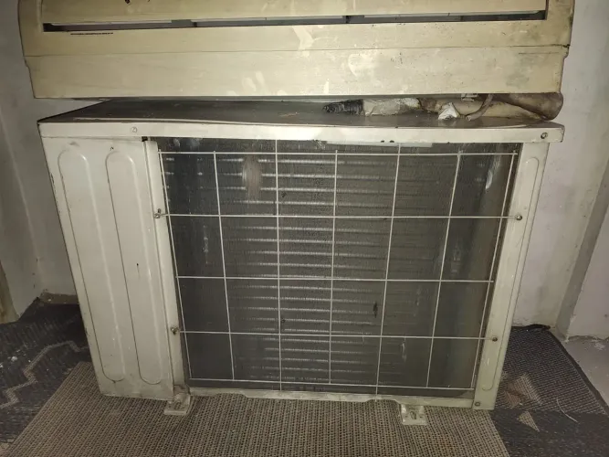 Ar condicionado Split-Só Frio Modelo SRFI-2400-2