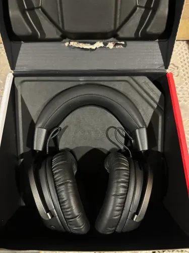 Headset Gamer HyperX Cloud III wireless preto