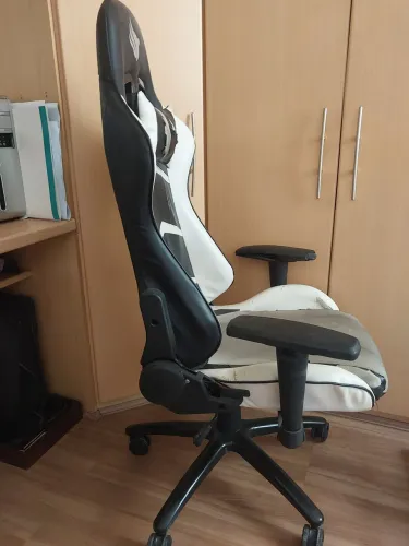 Vendo cadeira game