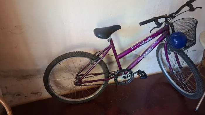 Vende - se essa bicicleta aro 26