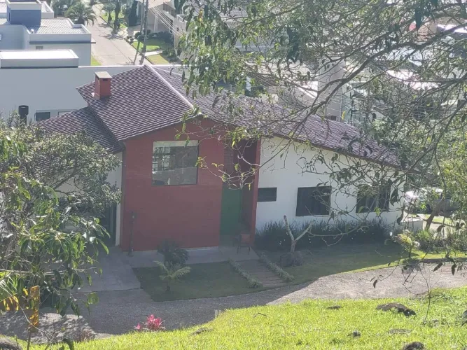 Venda | Casa 3 quartos (1 suíte) + 1 vaga